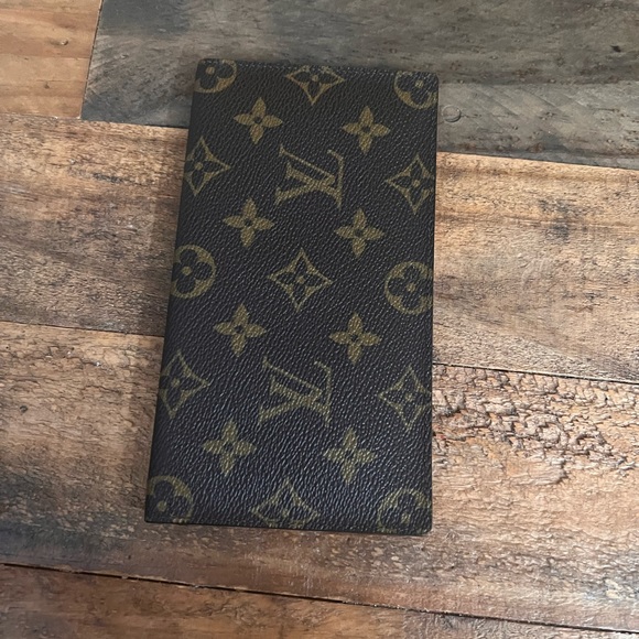 Authentic Louis Vuitton Long Check Book Wallet Cover - Picture 8 of 10